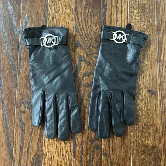 Michael Kors Women’s S Black Genuine Leather Gloves w/Silver Metal Logo - NWOT! - Picture 2 of 8